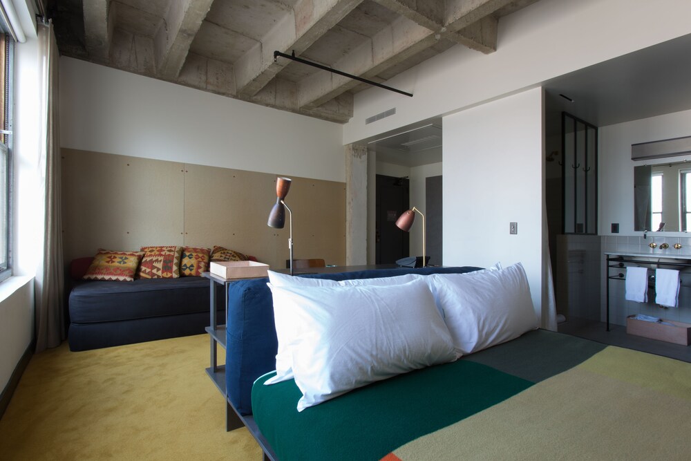 Guestroom