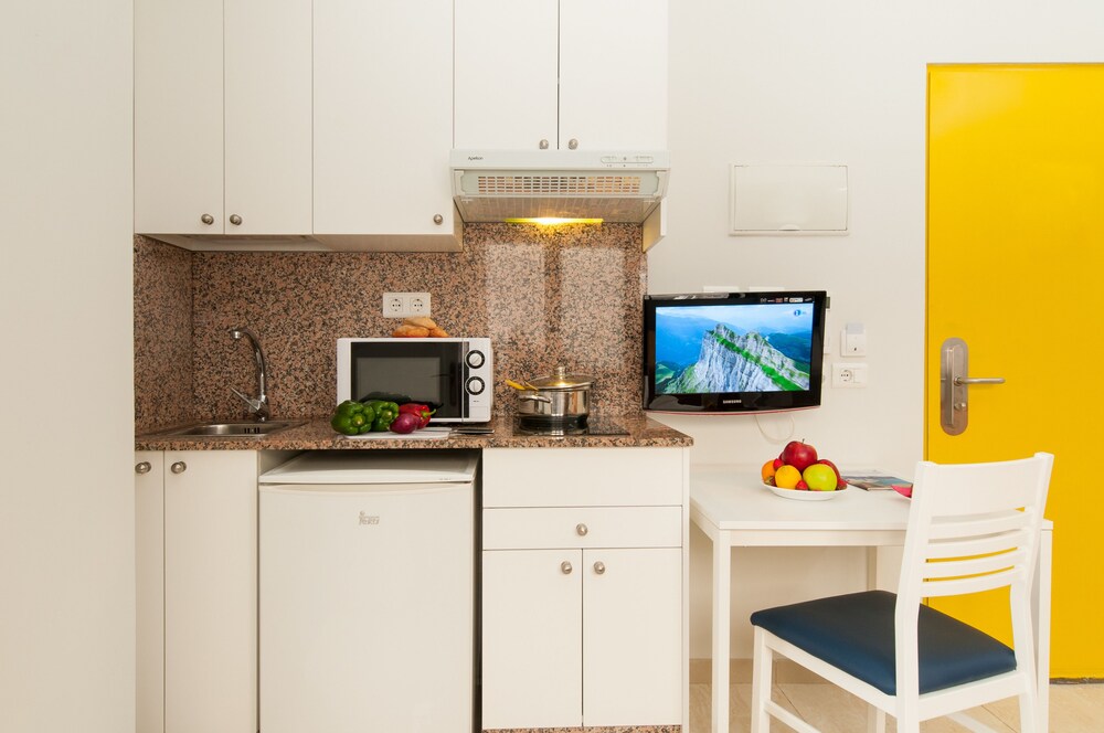 In-Room Kitchen