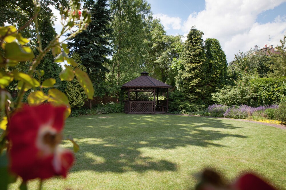 Gazebo