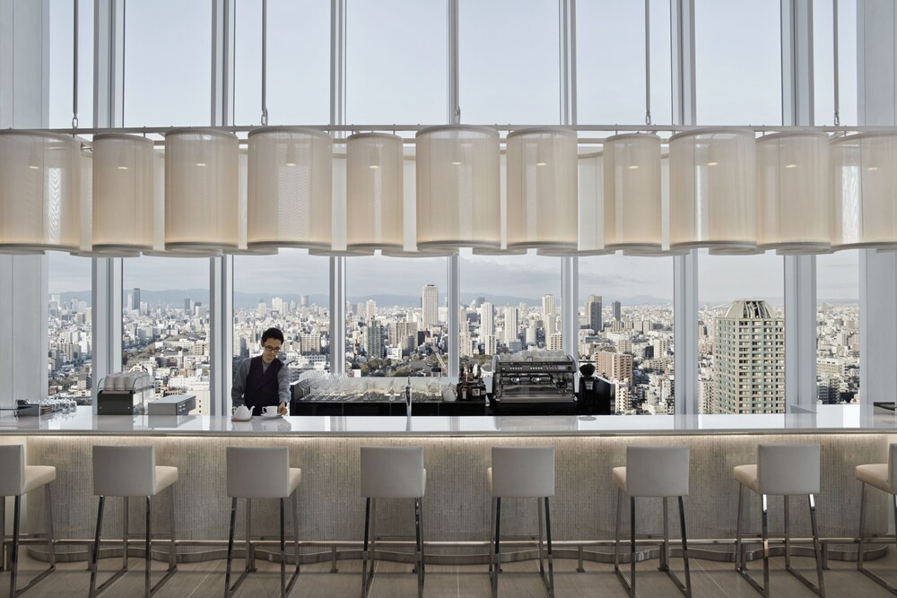 Hotel Lounge