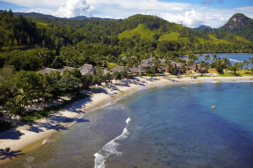 Nanuku Auberge Resort