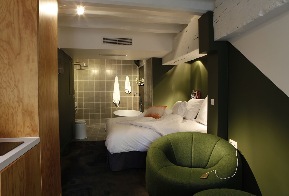 Guestroom