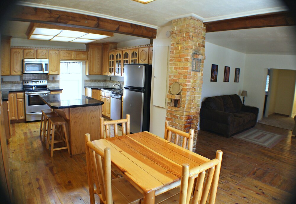 Family Suite, 2 Bedrooms, Kitchen - Private Kitchenette