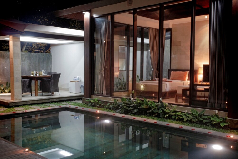 Villa, 2 Bedrooms, Private Pool - Living Area