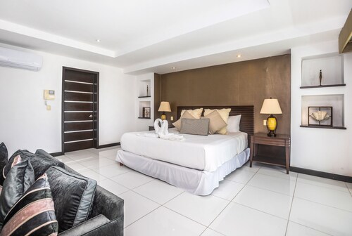 Paradise Beach Villa Santa Pila