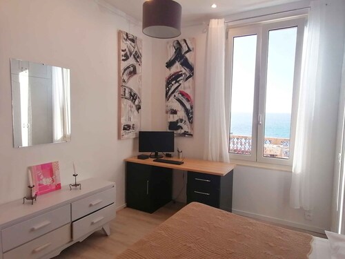 Villa T4 aux Portes de Monaco. Vues panoramiques mer & Rocher. Jardin Parking