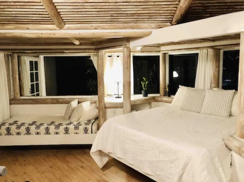 A Hidden Gem with Amazing Views of Pacific Ocean