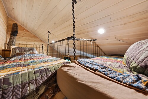Ohiopyle Luxury Treehouse