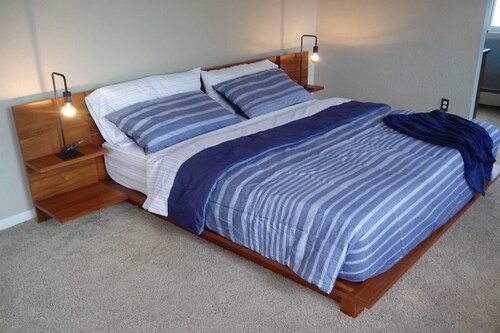 NEW! Wash Park Townhome: Private Hot Tub, Fire Pit