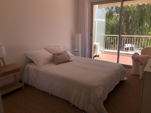 logement neuf avec grande terrasse vue mer