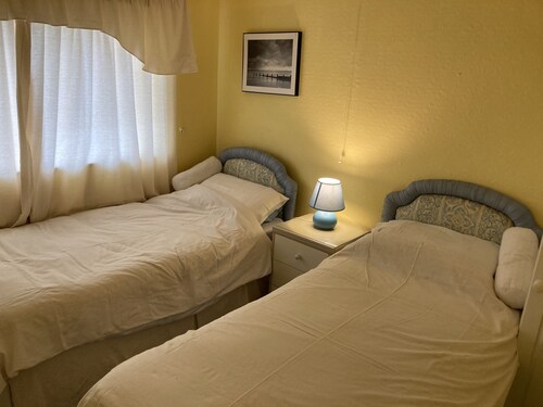 Cosy Seaside Holiday Cottage in Fairbourne
