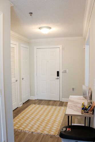 ENTIRE APARTMENT-Comfy/Cozy 2bdrm near Perimeter