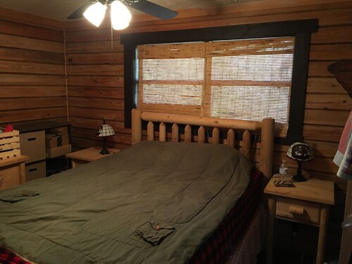 Suwannee River Cypress Cabin Getaway