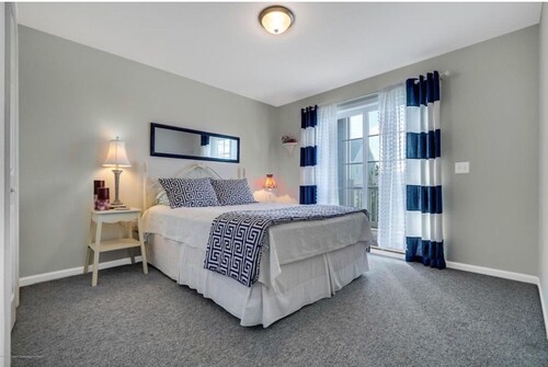 Beautiful Newly Renovated Ortley Beach Condo! Just one block from the beach!
