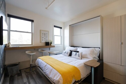 Sparkling Clean, Cozy and Comfortable in Highlands
