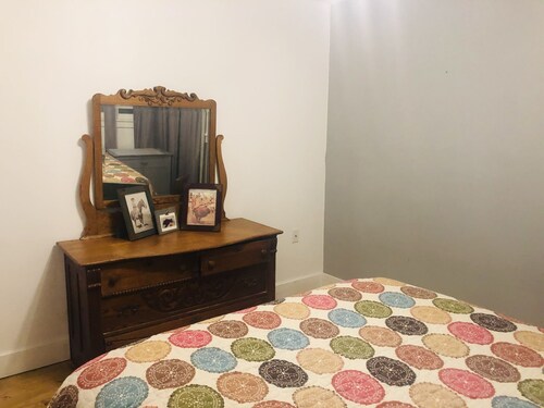 New to VRBO! Located walking distance to downtown Hill City!