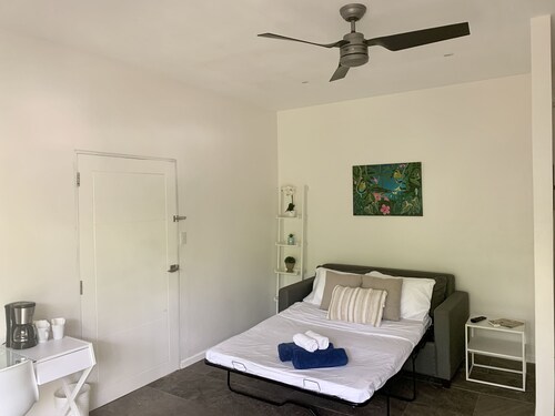 Aves Canopy Luxe King Suite-Outdoor Shower-Living Rm Sofa Bed-2 Pools-Yoga-Gym