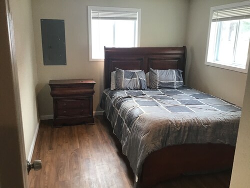 Basically new 3/2 home with big circle driveway and hot tub
