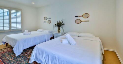Spanish Villa w/Tennis Court, Pool, and Jacuzzi