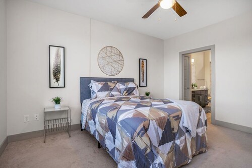 1 Bedroom Luxury Apartment by Suntrust/ Truist Park, Midtown & Downton Atlanta
