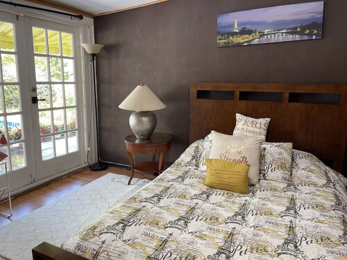 Private room in West LA near Marina Del Rey and Rodeo Drive