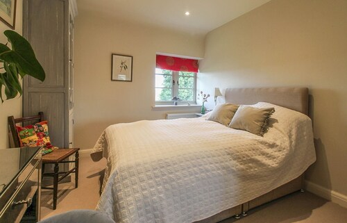 5 bedroom country house surrounded by rolling countryside with outstanding views