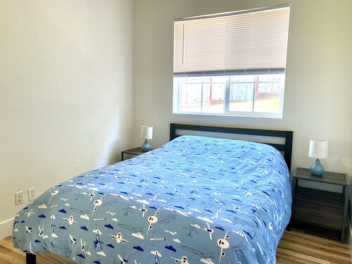 Entire 3 Bedroom 2 Bathroom house Near SFO/SF/Bay Area Convenient and Sweet!