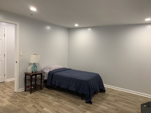 Adorable two Bedroom Apartment