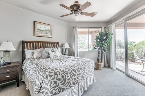 Dog-Friendly Desert Gem Near Zion W/ Fast WiFi, Shared Pool/Hot Tub & Central AC