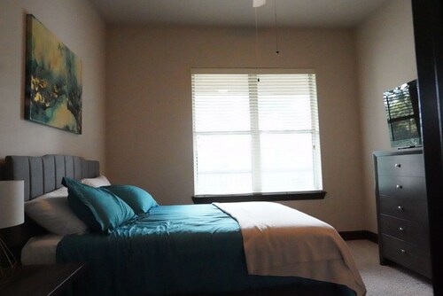 2 Queen Bedroom Suite