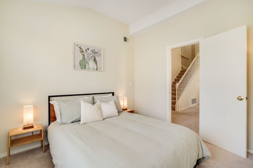 Spacious High Ceilings 5br/3bath. SF Bay Area