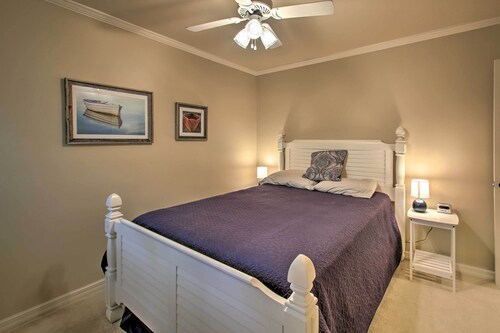 NEW! Lakefront Home: Dock, Kayaks + Paddle Boards!