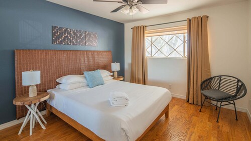 WanderJaunt | Adira | 3BR Home | South Scottsdale