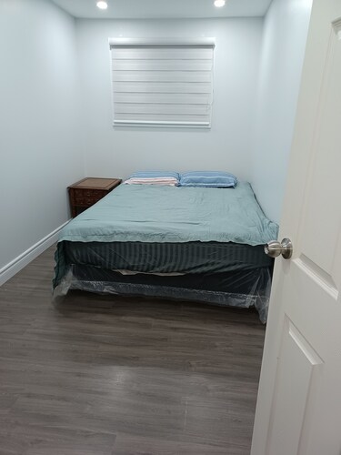 Great 3 bedroom apartment in Lindsay near to town , $89