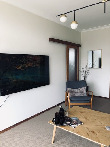 Beachside luxe by the park