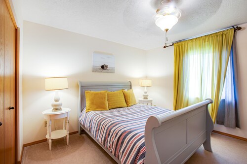 Dog-Friendly Home with Private Hot Tub, Patio, WiFi & Laundry - Near Town/Beach!