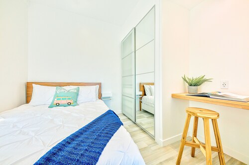 Steps to Sand & More, Newly Remodeled with Ocean Views!