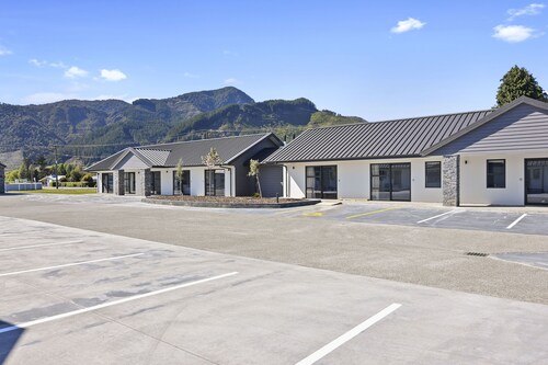 Grand Suites Murchison