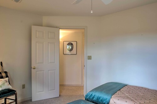 NEW! Wintergreen Resort Retreat: Ski, Hike, Golf!