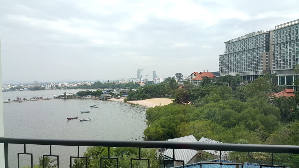 Guestroom View