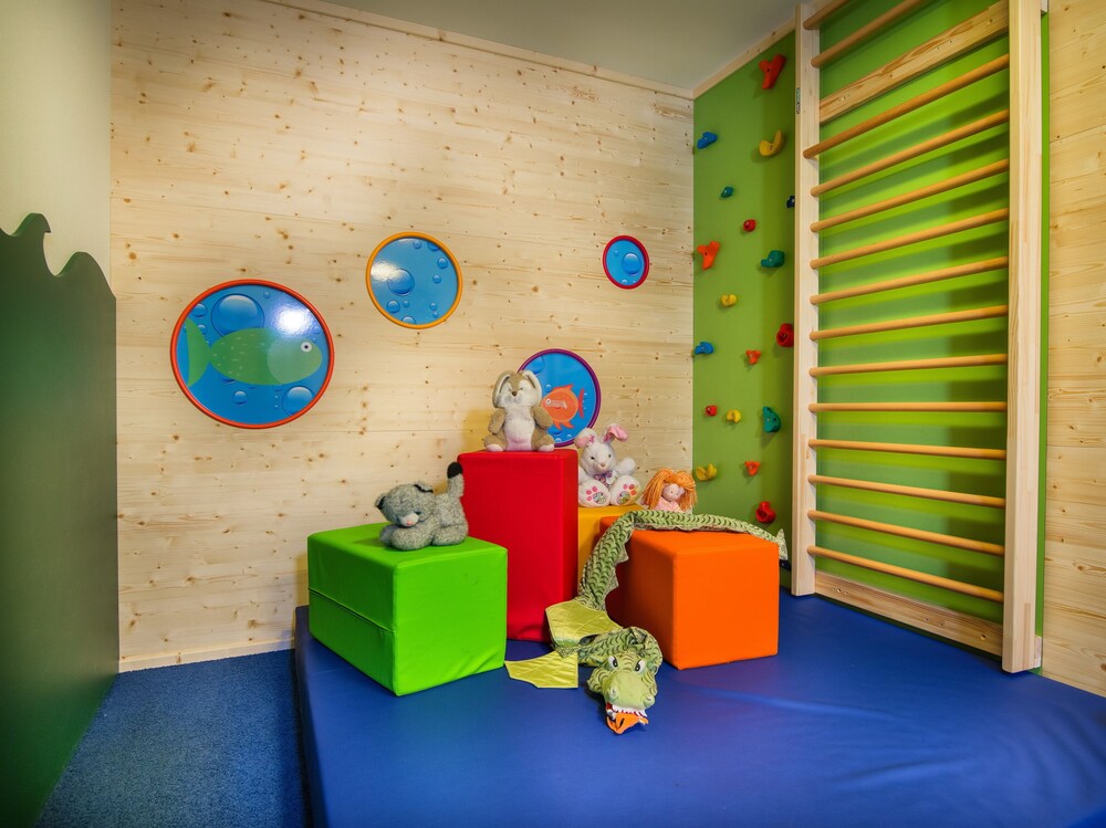 Innen-Kinderspielplatz
