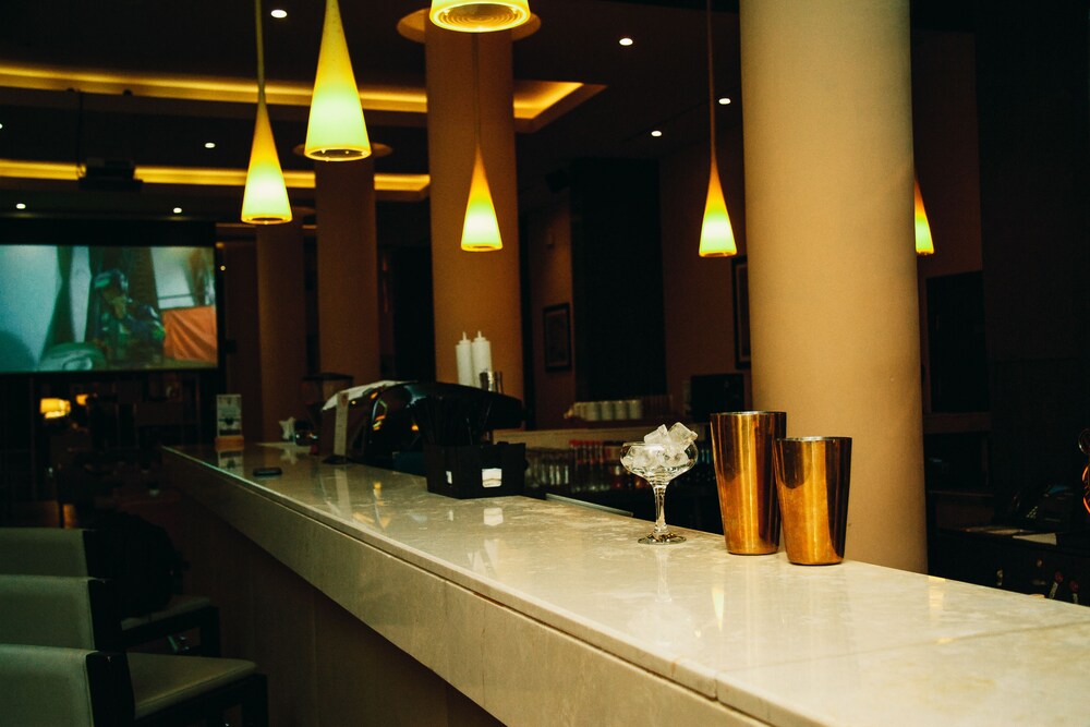 Hotel Bar