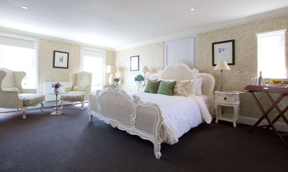 Comfort Suite, 1 Bedroom, City View - Guestroom