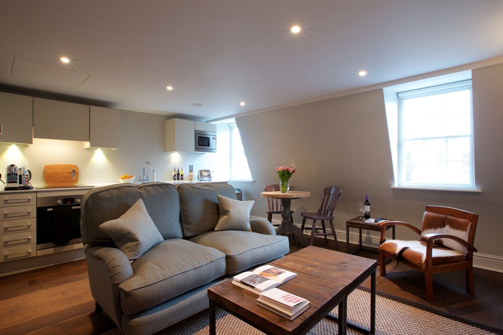 1 Bedroom Apartment for 2 people - Living Area