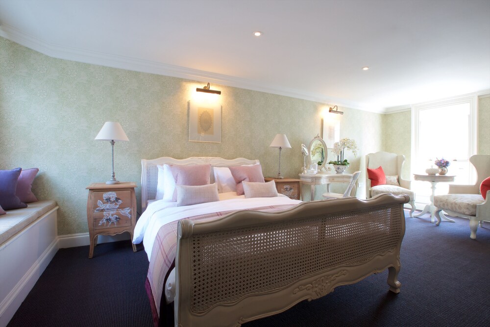 Comfort Suite, 1 Bedroom, City View - Guestroom
