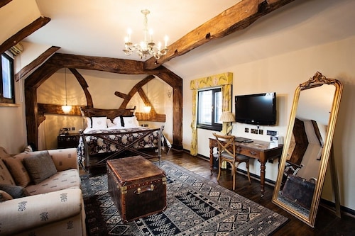The White Swan Hotel