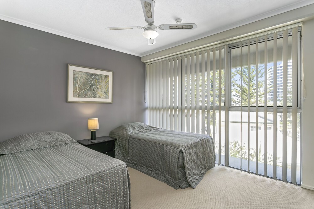 Apartment, 2 Bedrooms - Guestroom