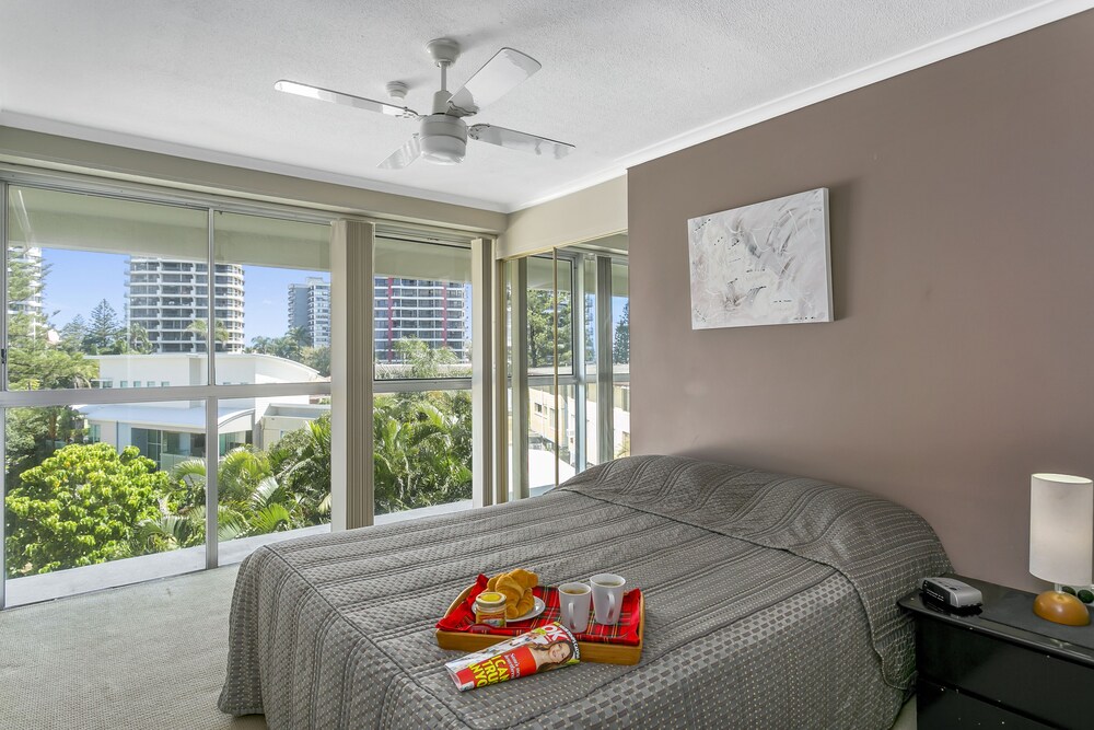 Apartment, 2 Bedrooms - Guestroom
