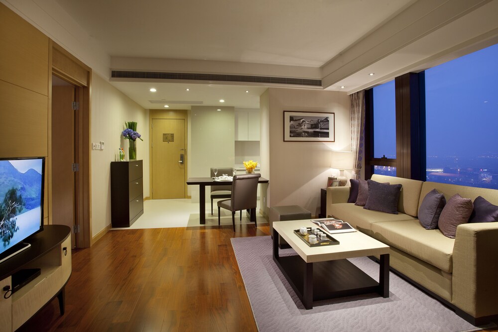 Executive Room - Living Area