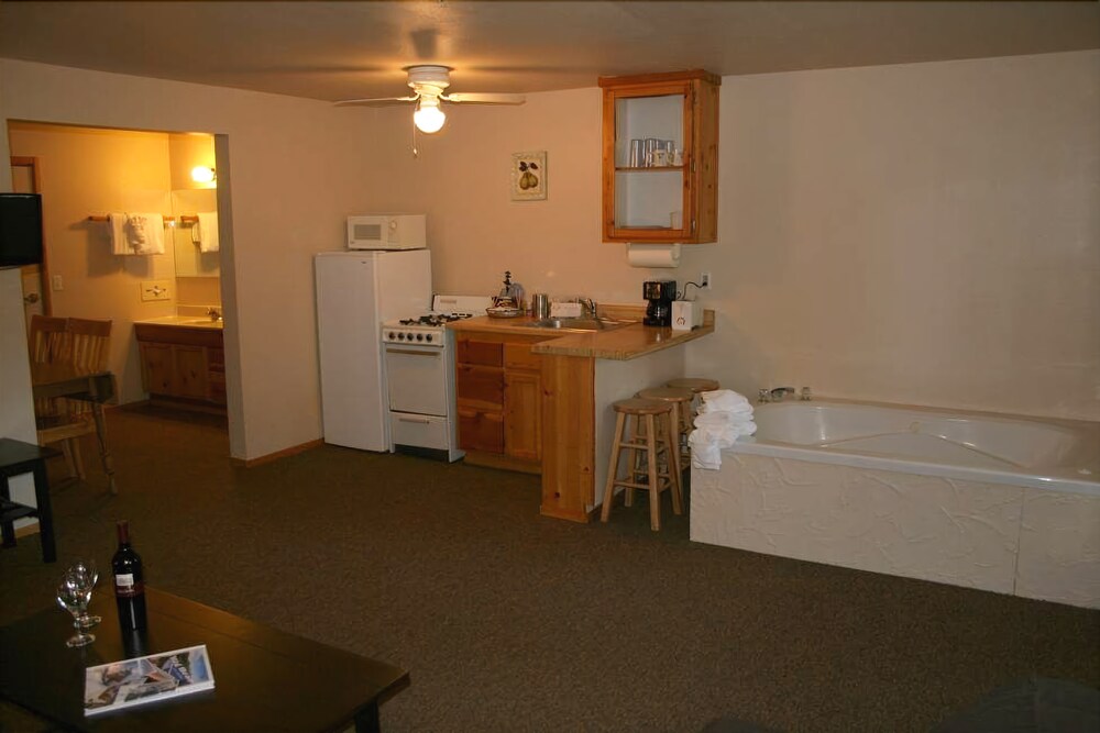 Jetted Tub